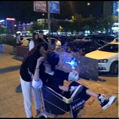 情侣头像虐狗专用 超级虐狗的情侣头像一人一张