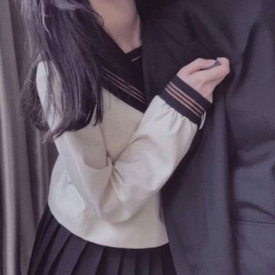 情侣头像身体部位一人一半 情侣头像 一男一女情头部位