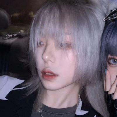 ins超火的闺蜜头像一对两人 情侣头像ins双人