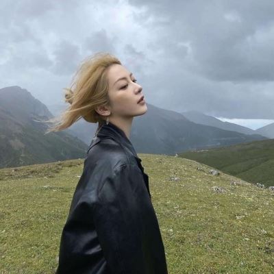 禁欲冷淡风头像女生动漫 禁欲冷淡风头像女生欧美