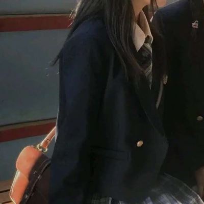 闺蜜头像ins风格两人 ins超火的闺蜜头像三人