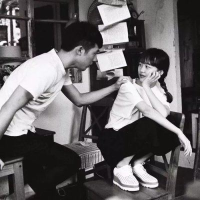 个性黑白情侣头像背影 情侣头像