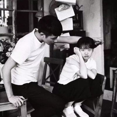 个性黑白情侣头像背影 情侣头像