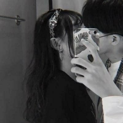 个性黑白情侣头像背影 情侣头像