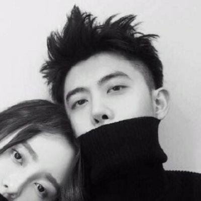 个性黑白情侣头像背影 情侣头像