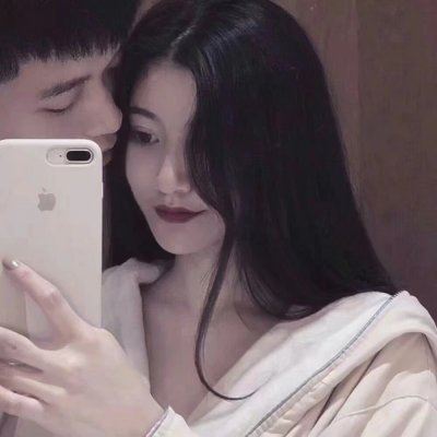 手机挡脸情侣头像大全 单人 情侣头像用手机挡脸