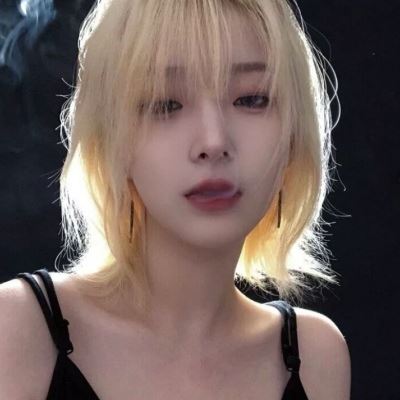 金发头像女生 金色头发图片女生