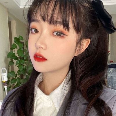 成熟高雅女人微信头像动漫 