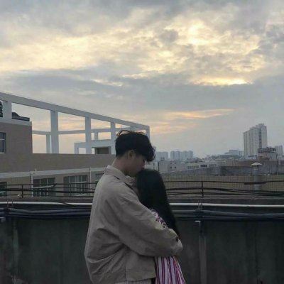 超火情侣头像图片一对 超火情侣头像一人一图真人