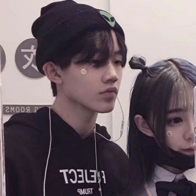 酷酷的情侣头像 霸气一男一女 酷酷的情侣头像动漫