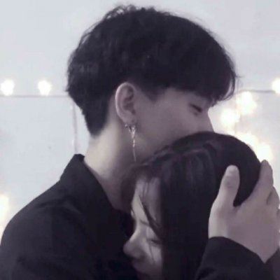 酷酷的情侣头像 霸气一男一女 酷酷的情侣头像动漫