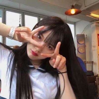 禁欲风格女头动漫 禁欲风格女头抽烟