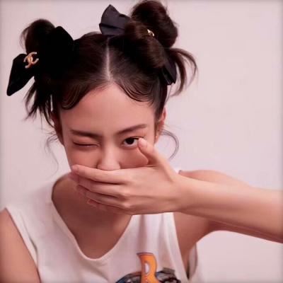 禁欲风格女头动漫 禁欲风格女头抽烟