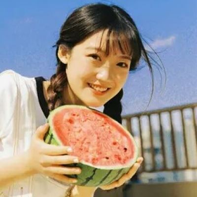qq头像 女生 网红 网红最火的图片女生头像
