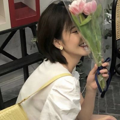 开心个性女生头像卡通 开心头像女生小个性