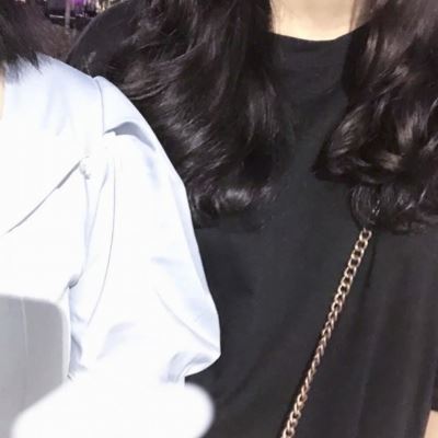 高质量闺蜜头像两人真人 女闺蜜头像真人一人一半小清新