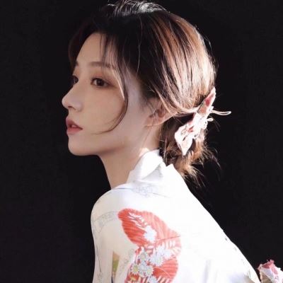 非常丧又霸气的真人女生头像 丧气头像 真人女