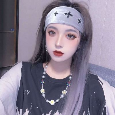 超酷的微信头像女 非常酷的微信头像图片女生