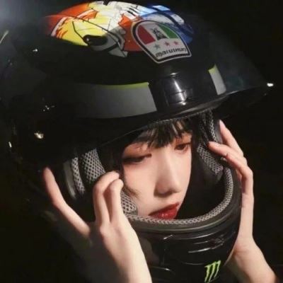 超酷图片女生头像 个性酷酷潮流女头像