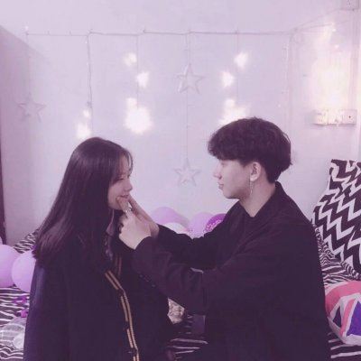 00后qq情侣头像一人一半儿 00后qq情侣头像初中