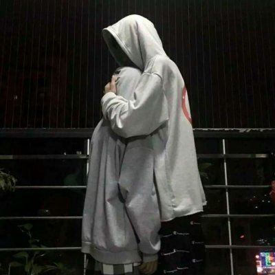 时尚情侣头像一人一张 最新款情侣头像 一对