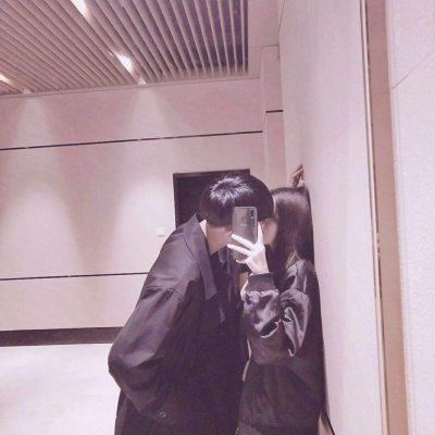 情侣恩爱接吻情头一对 甜蜜的情侣头像接吻 双人