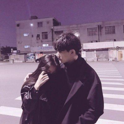 情侣恩爱接吻情头一对 甜蜜的情侣头像接吻 双人