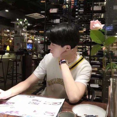一人一张的情头 最新情侣头像一人一张