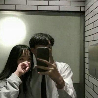 情侣头像双人半身 情侣头像半身照双人