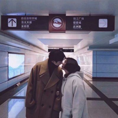情侣头像双人半身 情侣头像半身照双人