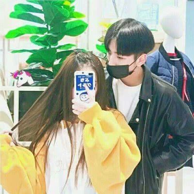 情侣头像双人半身 情侣头像半身照双人