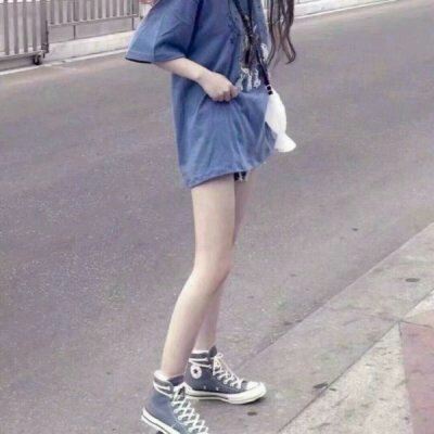情侣头像身体部位双人 部位情侣头像一人一张