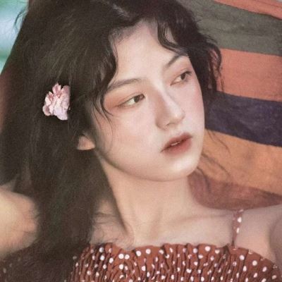 ins冷淡风女生头像动漫 女生头像ins性冷淡