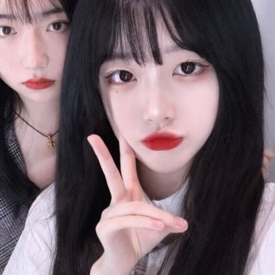 闺蜜头像一左一右个性 真人 好看的闺蜜头像真人 二人 一左一右