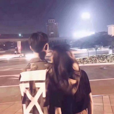 抱抱的情侣头像一对 互相拥抱的情侣头像