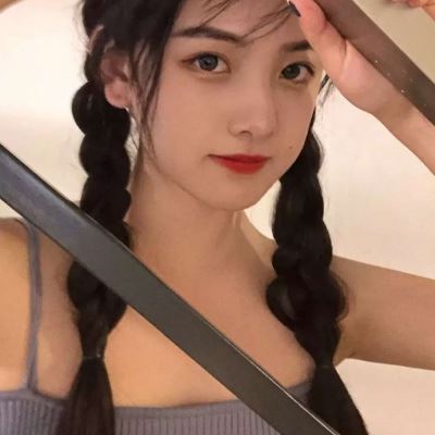很a的女生头像漫画 很a的女生头像不露脸背影