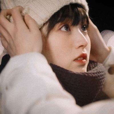 高级感的女生头像动漫 高级感男生头像