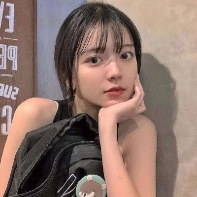 很a的女生头像漫画 很a的女生头像不露脸背影