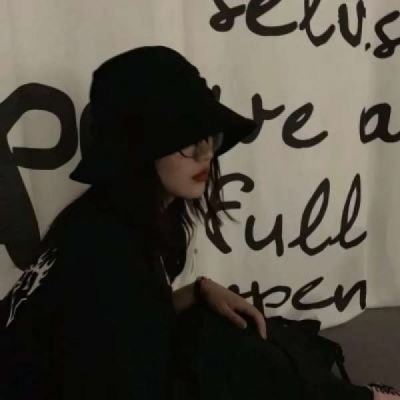 很a的女生头像漫画 很a的女生头像不露脸背影