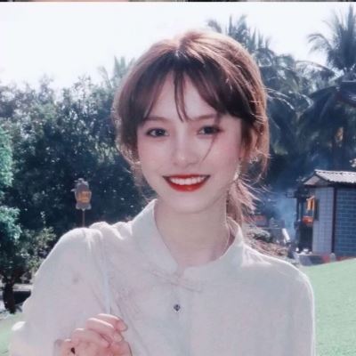 女生头像成熟清新气质 好看的头像成熟女生