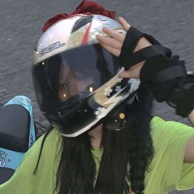 女生头像成熟清新气质 好看的头像成熟女生