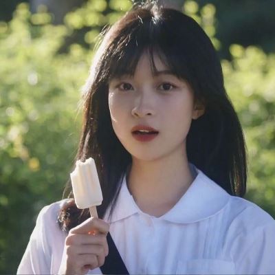 女生头像成熟清新气质 好看的头像成熟女生