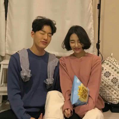 情侣头像00后最火的 情侣头像90后