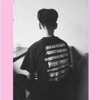 唯美背影情头一男一女分开 唯美背影情头一人一张图片