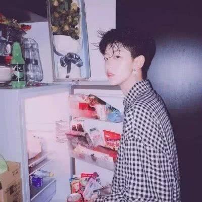 好看的情侣头像一男一女分开 好看的情侣头像 男和女