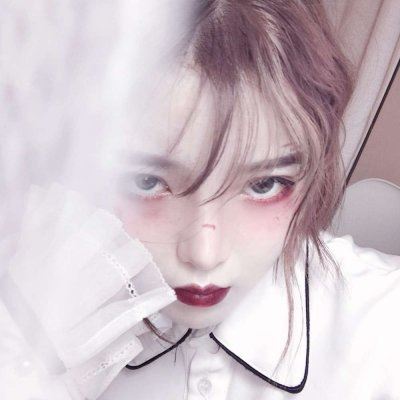 欧美头像女生简约时尚 好看的头像女生 欧美风