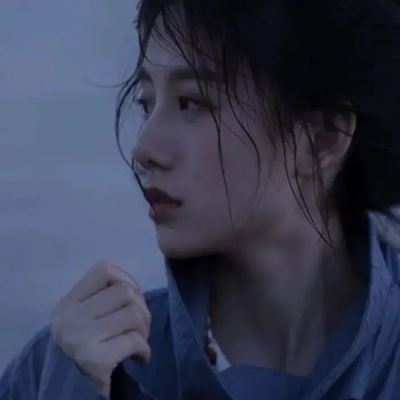 忧愁头像女生 忧愁的头像女
