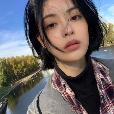 非常酷的微信头像图片女生 微信头像图片 酷女孩