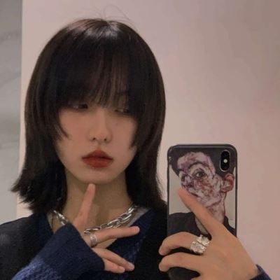 非常酷的微信头像图片女生 微信头像图片 酷女孩