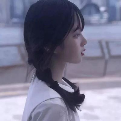 忧愁头像女生 忧愁的头像女